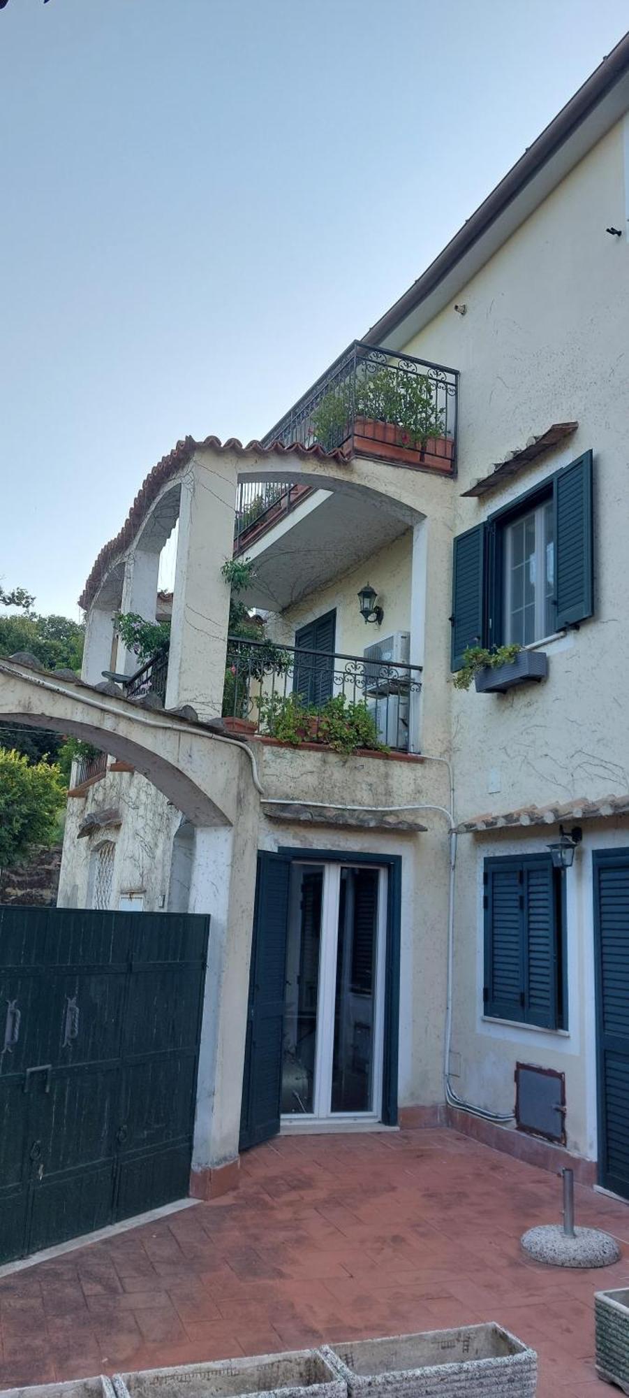 Ferienwohnung La Magnolia Locazione Breve Cava deʼ Tirreni Exterior foto